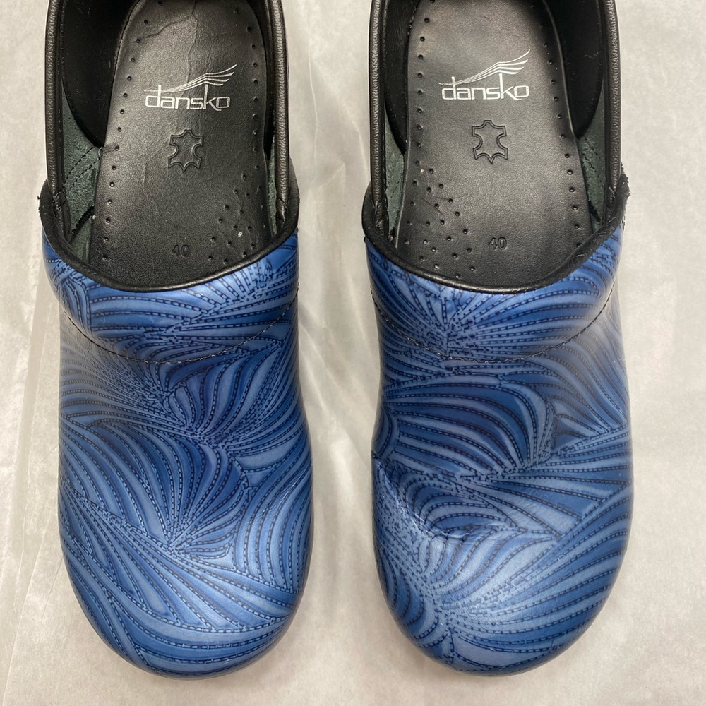 Dansko blue groove professional clogs size 40
